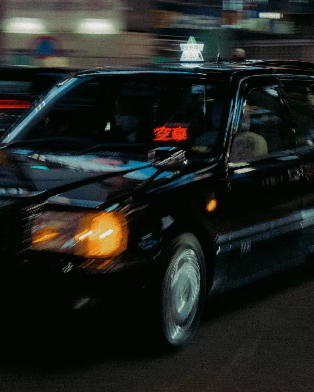 Japanese taxi - Image 2