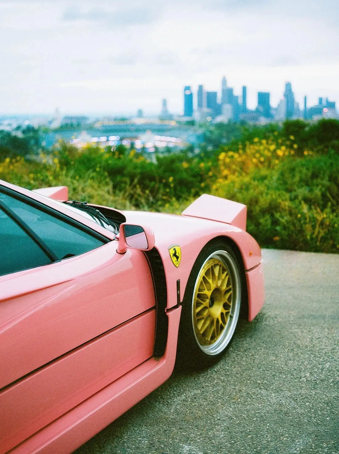 Pink F40 - Image 2