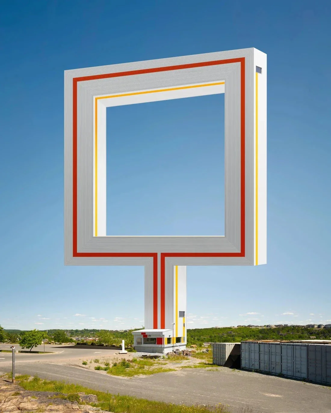 Square Building - Image 2